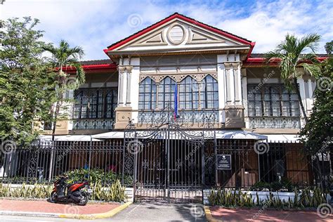Malacañang Museum, Manila, Philippines — Google .